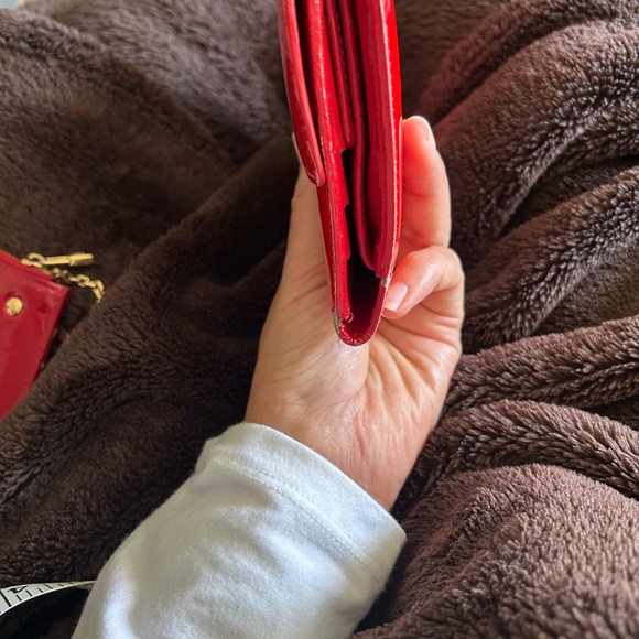 Authentic Louis Vuitton Red Vernis Leather Long Wallet - Picture 3 of 11